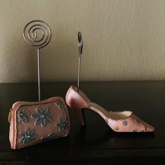 Bag and Shoe Photo Holders - Picture 2 of 2
